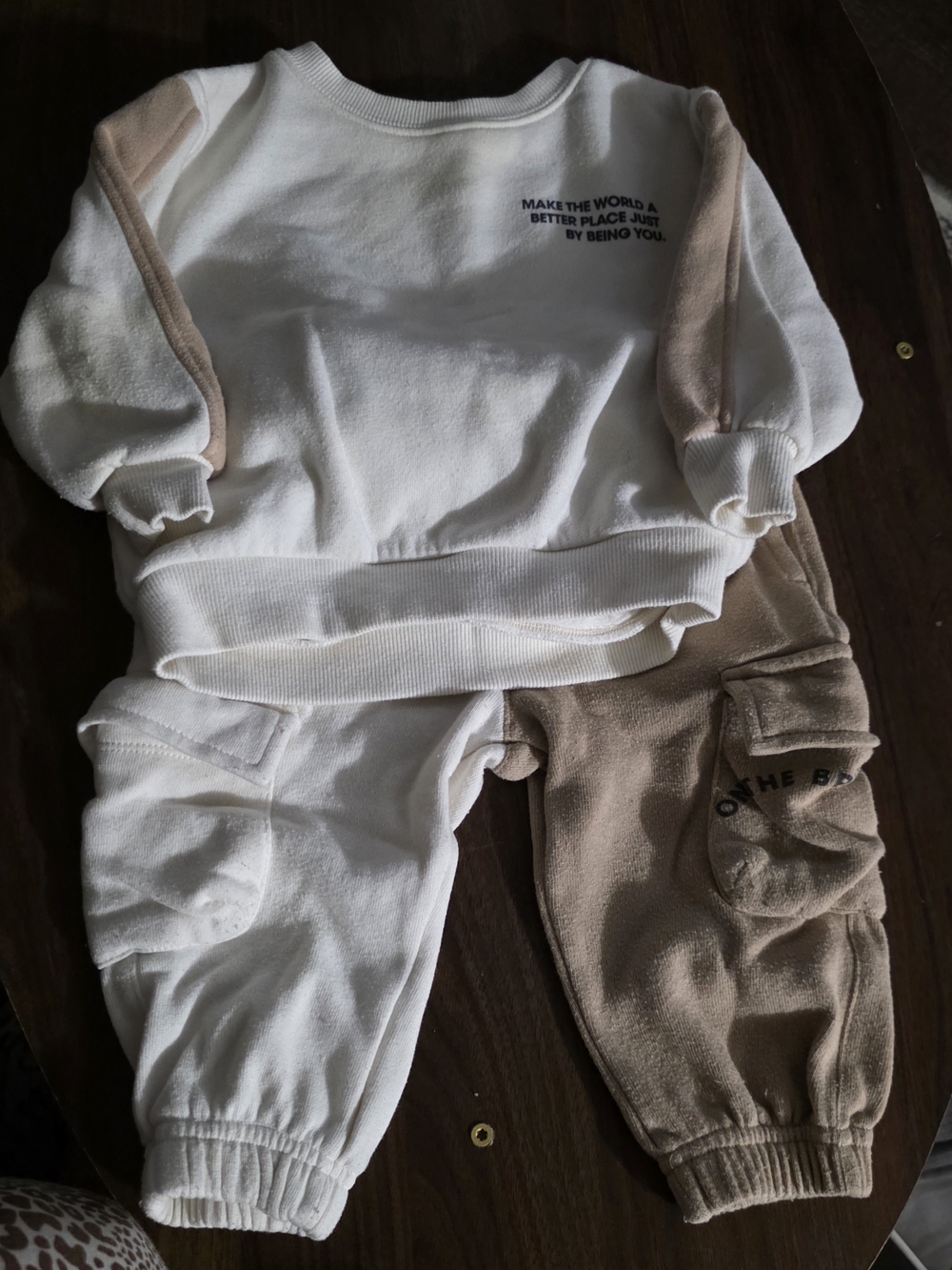 Neutral Two-Tone Kids Sweatpants & Joggers Set - White & Tan